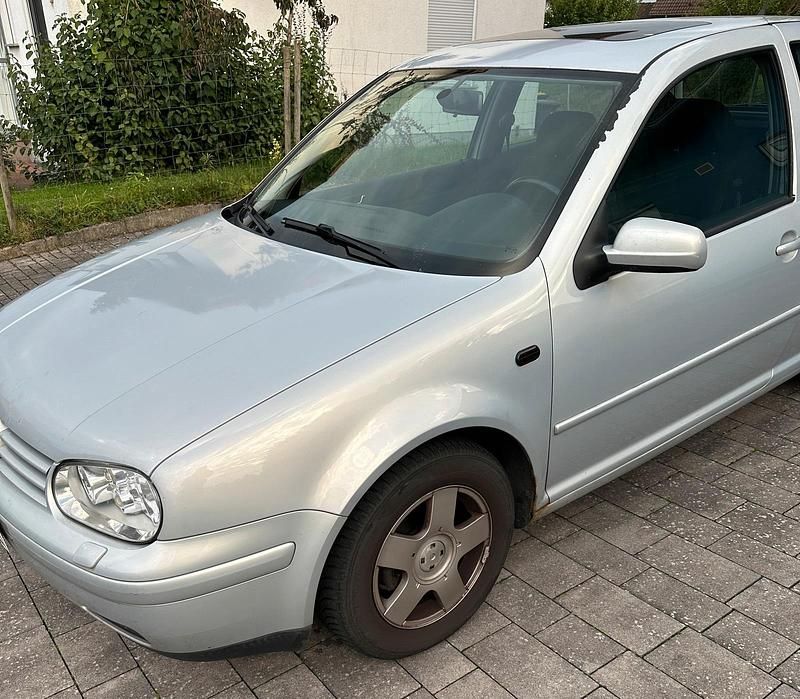 Silber Gebraucht 1999 VW Golf IV Highline Kleinwagen | 800 € (Superpreis) - Bild 1/4