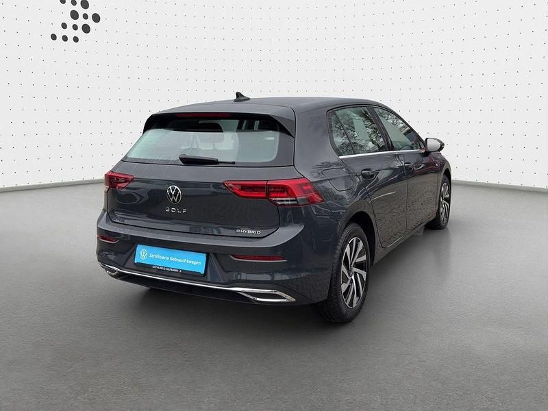 Gebraucht VW Golf VIII Style 204 PS (150 kW) 2022 Uranograu Limousine