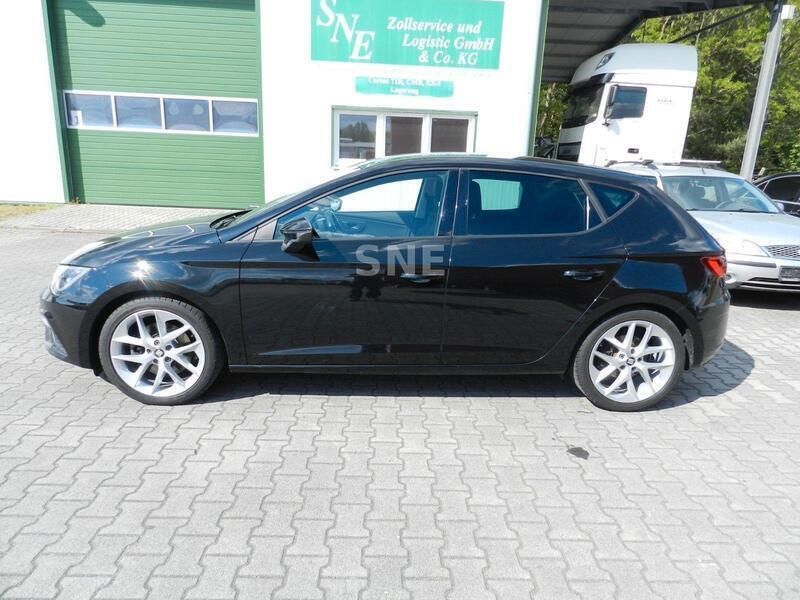 Schwarz Gebraucht 2018 Seat Leon FR Kombi | 12.390 € (Fairer Preis) - Bild 1/4