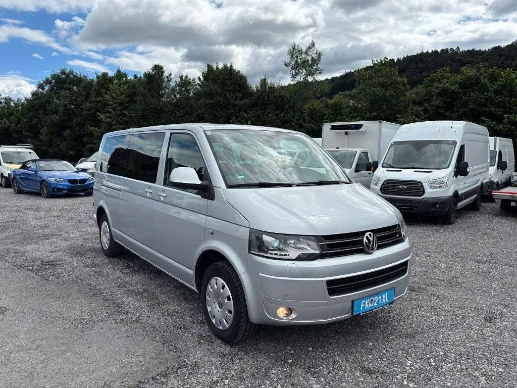 Gebraucht VW Transporter Comfortline 140 PS (102 kW) 2015 Silber Van