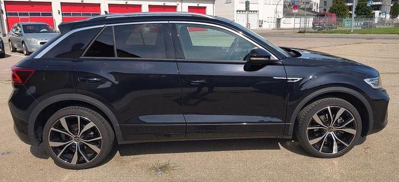 Gebraucht VW T-Roc R-line 150 PS (110 kW) 2023 Schwarz SUV