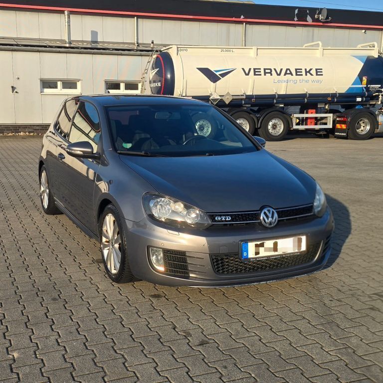 Grau Gebraucht 2011 VW Golf VI GTD Limousine | 8.340 € (Fairer Preis) - Bild 1/4