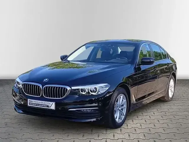 Używany BMW 520 Performance 190 KM (139 kW) 2019 Czarny Sedan/Limuzyna
