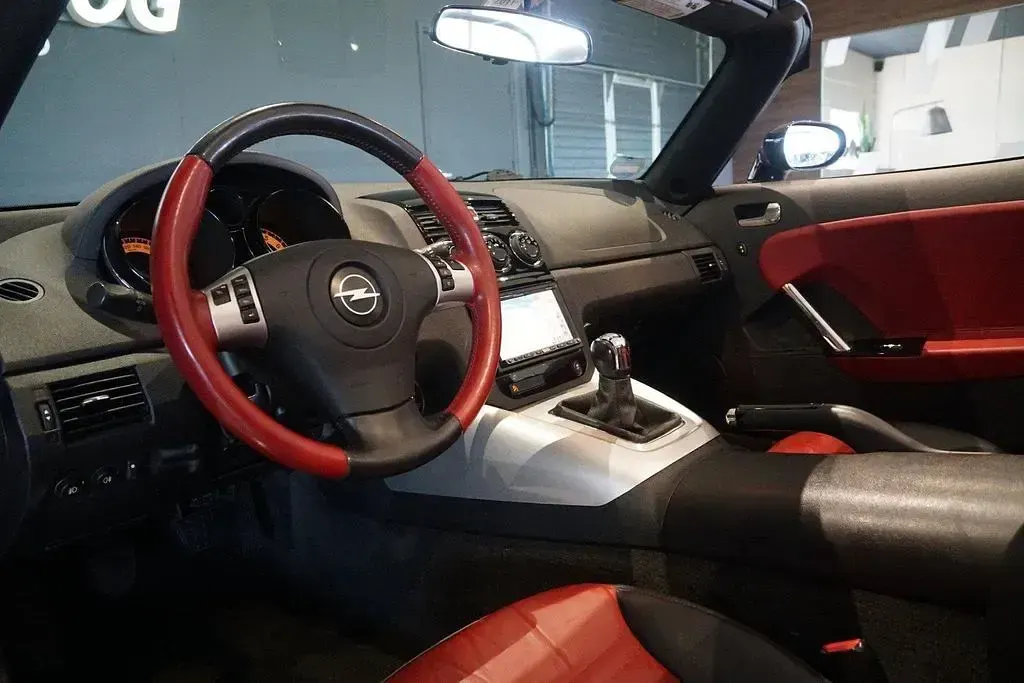 Gebraucht Opel GT 264 PS (194 kW) 2007 Schwarz Cabrio