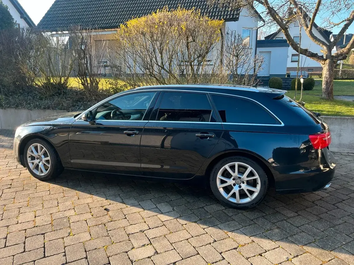 Gebraucht Audi A6 245 PS (180 kW) 2011 Schwarz Kombi