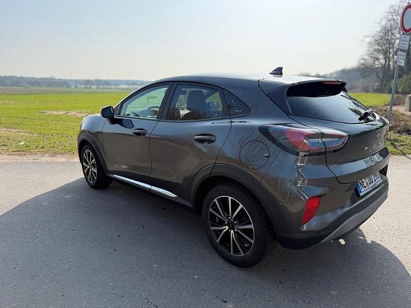 Gebraucht Ford Puma Titanium 155 PS (114 kW) 2022 Grün SUV