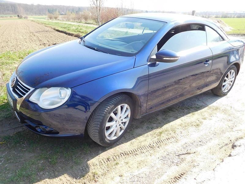Gebraucht VW Eos 122 PS (89 kW) 2009 Blau Cabrio