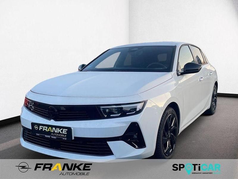 Weiß Gebraucht 2024 Opel Astra Limousine | 24.480 € (Guter Preis) - Bild 1/4