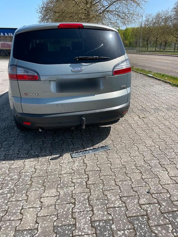 Second-hand Ford S-MAX 140 CP (102 kW) 2008 Gri Monovolum