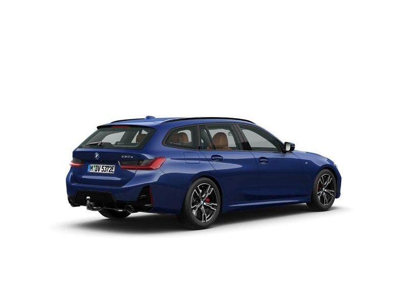 Gebraucht BMW 330e Performance 292 PS (214 kW) 2025 Blau Kombi