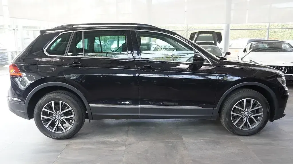 Gebraucht VW Tiguan Comfortline 150 PS (110 kW) 2016 Schwarz SUV