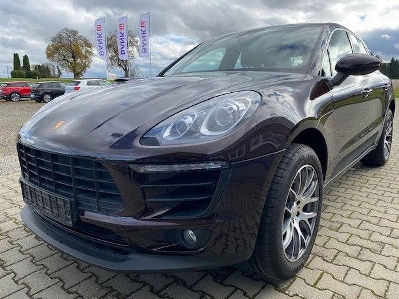 Mahagonimetallic (metallic) Gebraucht 2017 Porsche Macan S SUV | 39.990 € (Superpreis) - Bild 1/4