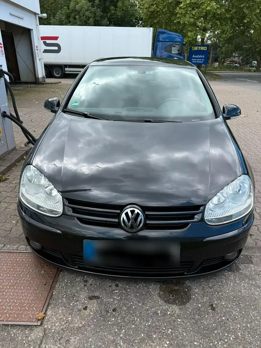 Gebraucht VW Golf V 105 PS (77 kW) 2007 Schwarz Kleinwagen