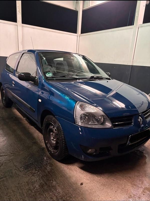 Gebraucht Renault Clio II 58 PS (42 kW) 2008 Blau Kleinwagen