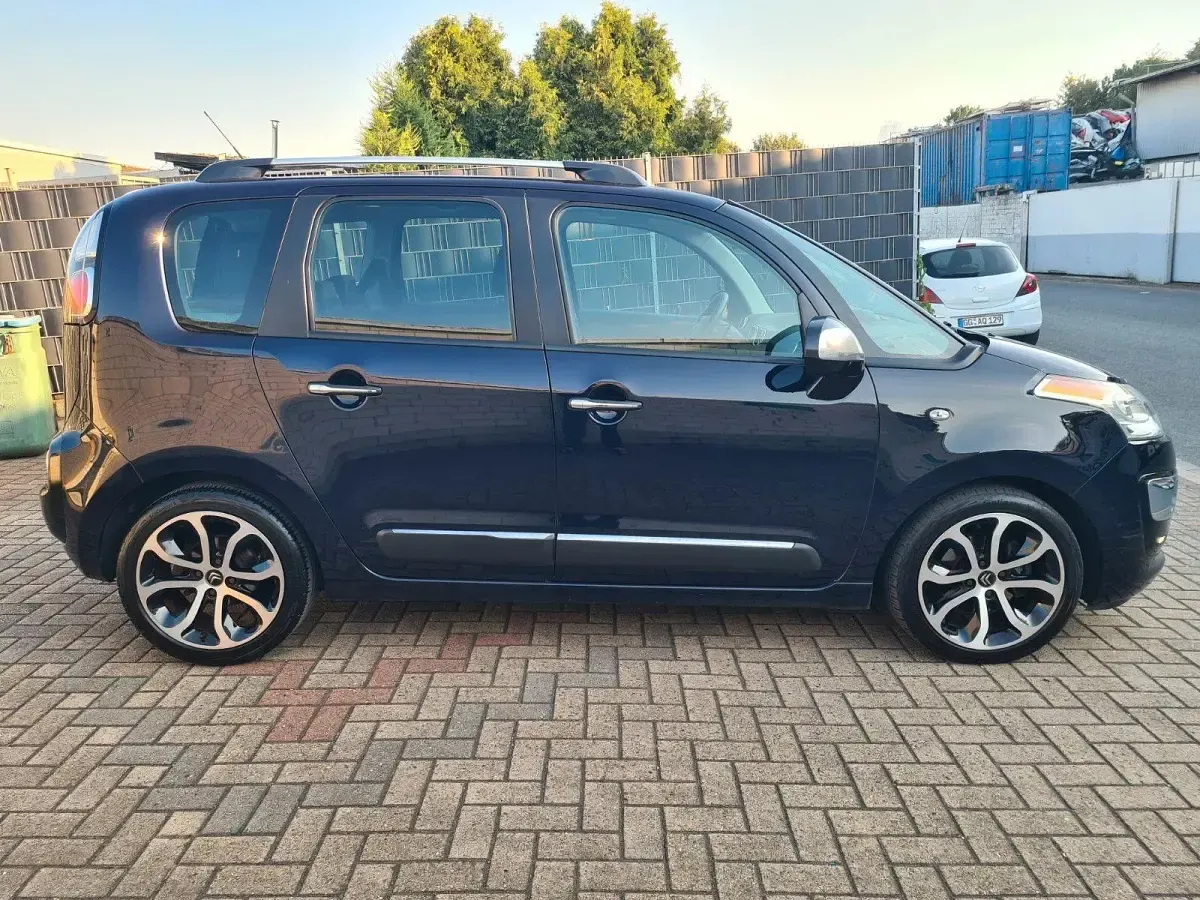 Gebraucht Citroën C3 114 PS (83 kW) 2015 Blau Kombi