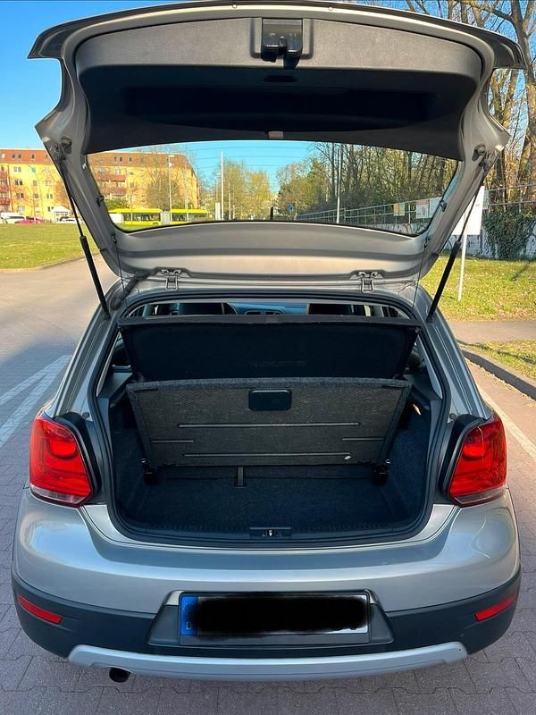 Gebraucht VW Polo Cross 110 PS (80 kW) 2011 Silber Kleinwagen