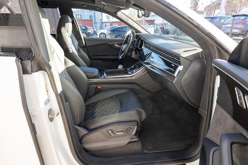 Gebraucht Audi Q8 Ambiente 340 PS (250 kW) 2022 Gletscherweiß metallic SUV
