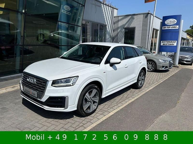 Gebraucht Audi Q2 S-Line 150 PS (110 kW) 2017 Gletscherweiss (metallic) SUV