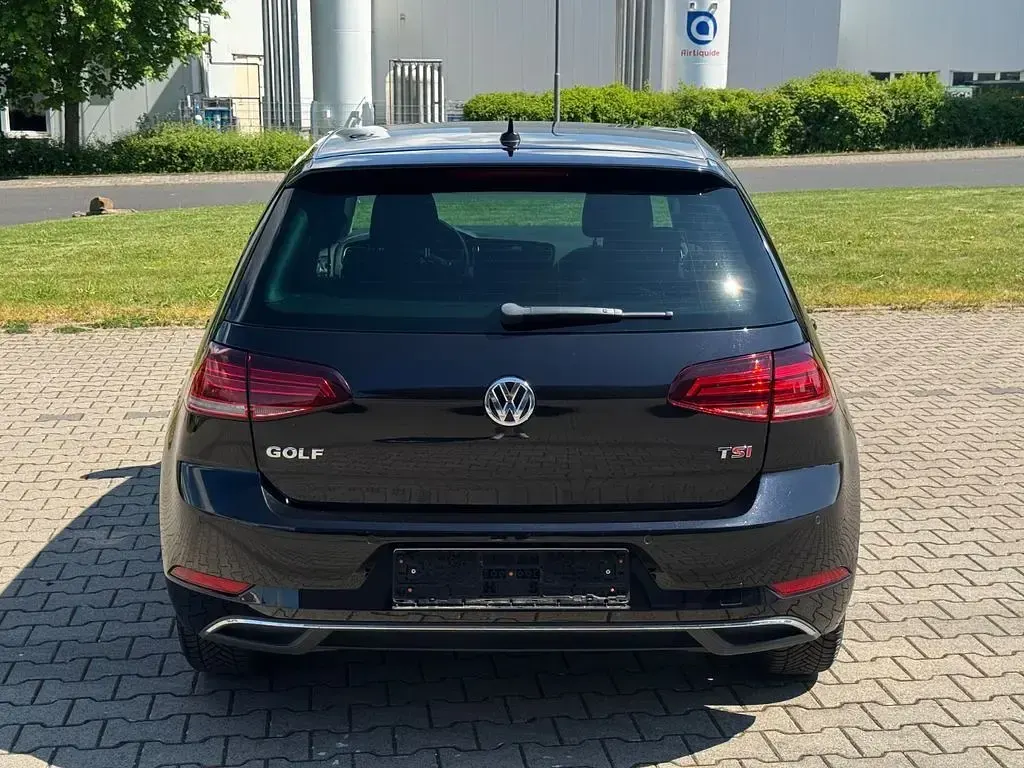 Gebraucht VW Golf VII Sound 150 PS (110 kW) 2018 Schwarz Limousine