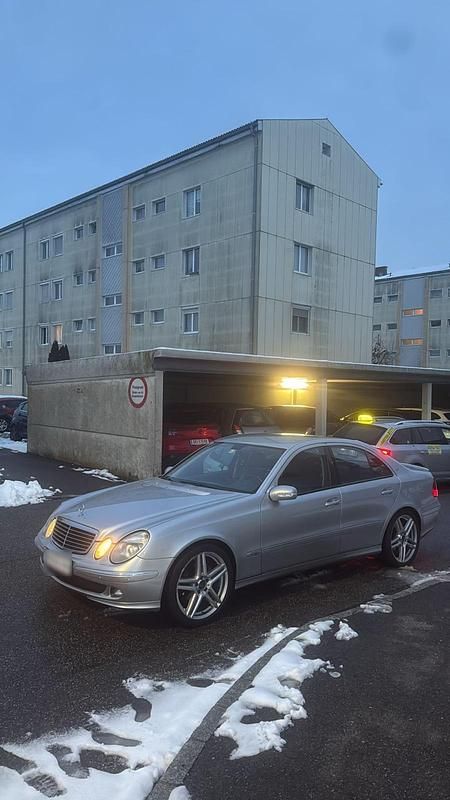 Gebraucht Mercedes E320 204 PS (150 kW) 2004 Silber Limousine