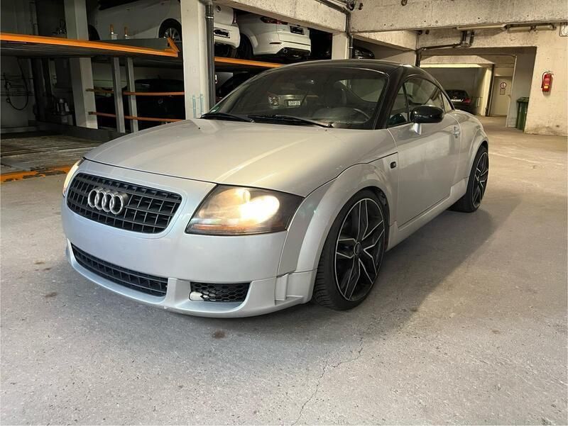Silber Gebraucht 2000 Audi TT Performance Coupé | 5.499 € - Bild 1/4