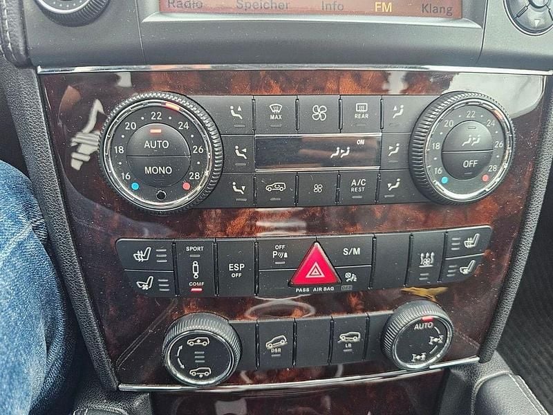 Gebraucht Mercedes GL450 306 PS (225 kW) 2010 Schwarz SUV