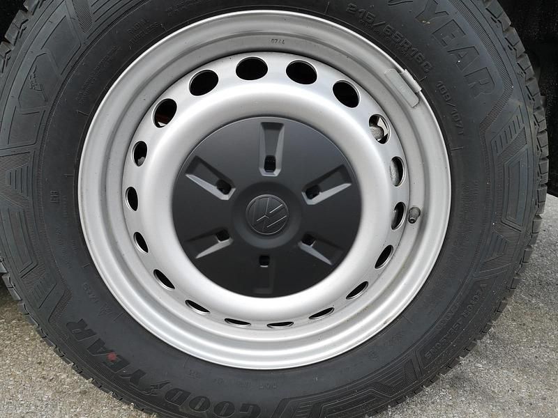 Neu VW Transporter 136 PS (100 kW) 2026 Clear white Van