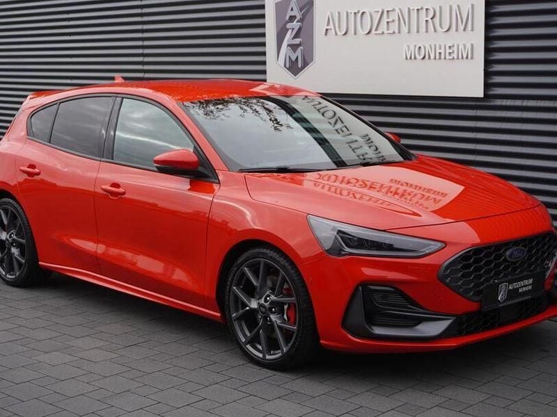 Usata Ford Focus ST 280 CV (205 kW) 2023 Rosso Berlina