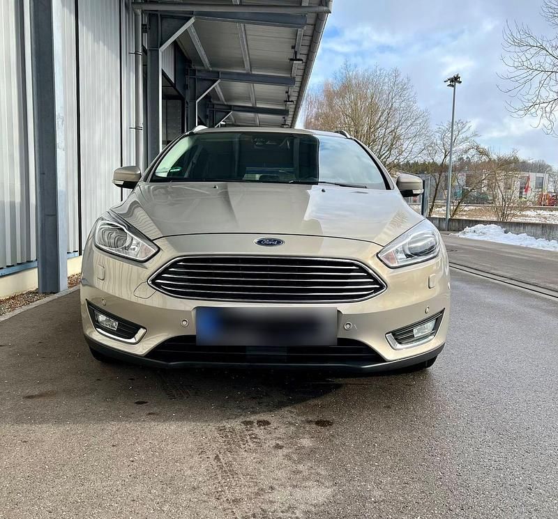 Używany Ford Focus Titanium 182 KM (133 kW) 2015 Srebrny Kombi