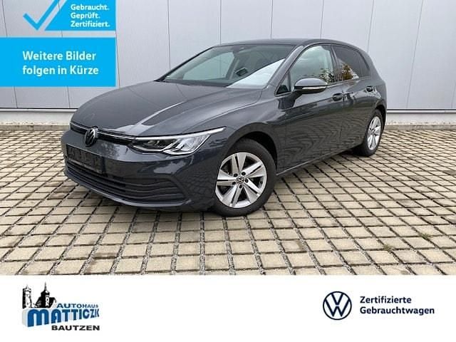 Uranograu Gebraucht 2023 VW Golf VIII Life Limousine | 20.880 € (Guter Preis) - Bild 1/4