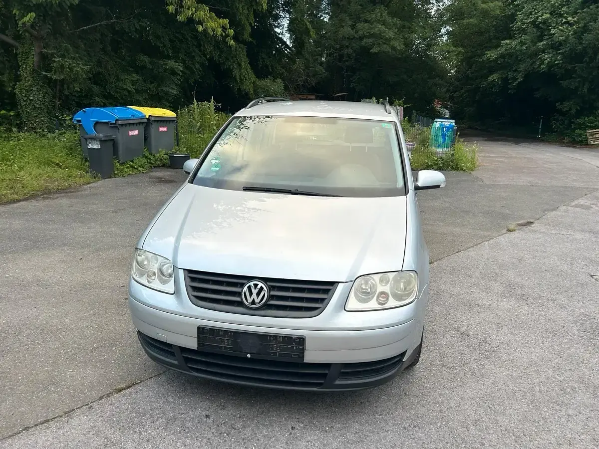 Gebraucht VW Touran 102 PS (75 kW) 2004 Silber Van / Kleinbus