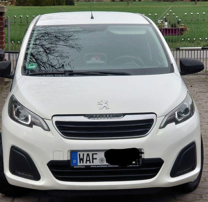 Gebraucht Peugeot 108 Active 69 PS (50 kW) 2018 Weiß Kleinwagen