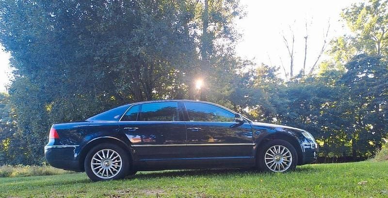 Blau Gebraucht 2005 VW Phaeton Limousine | 12.500 € - Bild 1/4
