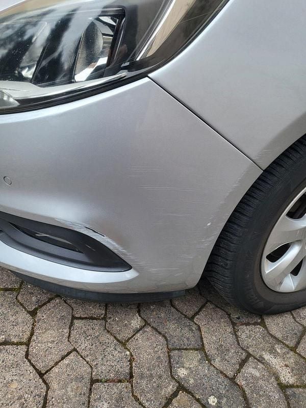 Gebraucht Opel Zafira Active 140 PS (102 kW) 2016 Silber Van / Kleinbus