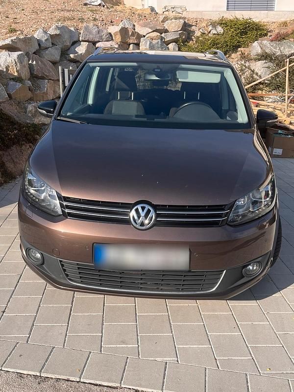 Gebraucht VW Touran 140 PS (102 kW) 2012 Braun Van / Kleinbus