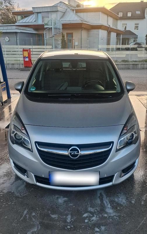 Gebraucht Opel Meriva 140 PS (102 kW) 2014 Silber Van / Kleinbus