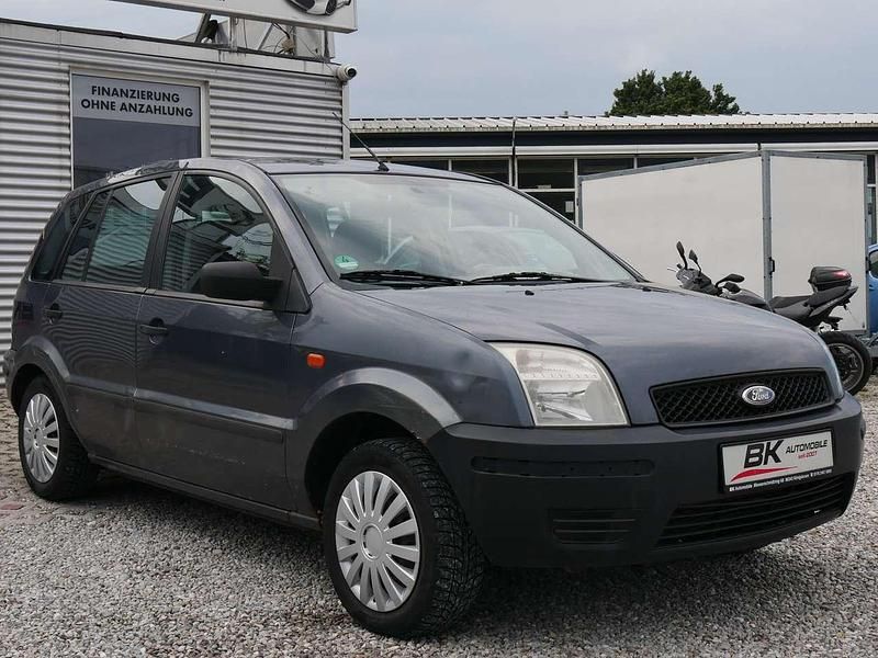 Grau Gebraucht 2003 Ford Fusion Kleinwagen | 1.890 € (Fairer Preis) - Bild 1/4