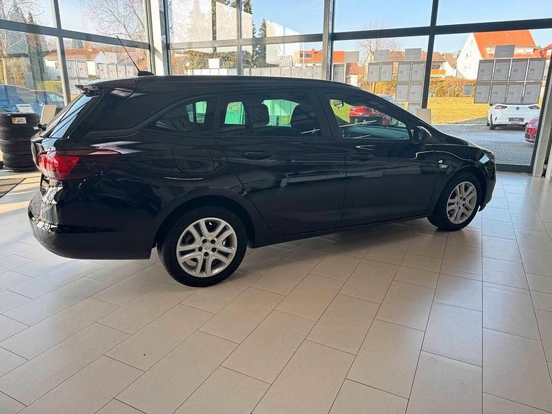 Gebraucht Opel Astra 122 PS (89 kW) 2021 Schwarz Kombi