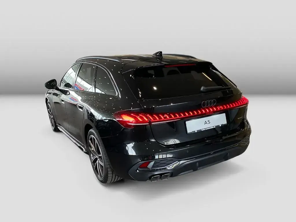 Neu Audi A5 Sport 204 PS (150 kW) 2026 Schwarz Kombi