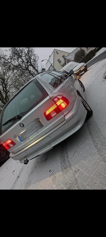 Gebraucht BMW 525 192 PS (141 kW) 2004 Silber Kombi