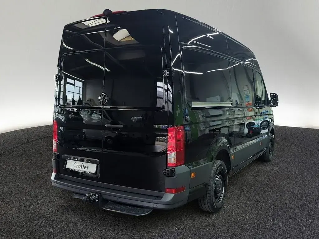 Neu VW Crafter 140 PS (102 kW) 2026 Schwarz Van