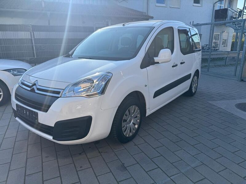 Gebraucht Citroën Berlingo 99 PS (72 kW) 2016 Weiß Van / Kleinbus