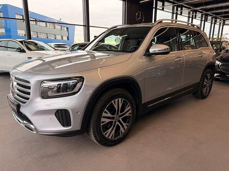 Gebraucht Mercedes GLB200 Advanced 164 PS (120 kW) 2024 Lack hightechsilber SUV