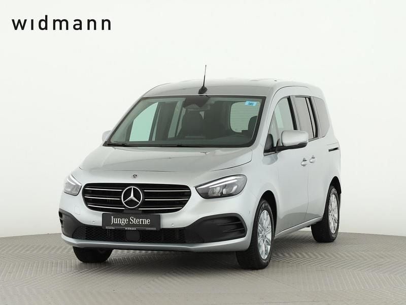 Gebraucht Mercedes T180 Progressive 116 PS (85 kW) 2022 Silber Van / Kleinbus