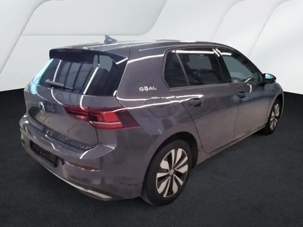 Gebraucht VW Golf VIII Goal 150 PS (110 kW) 2025 Grau Limousine