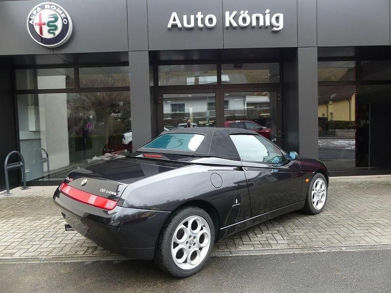 Gebraucht Alfa Romeo Spider 150 PS (110 kW) 2001 Schwarz Cabrio