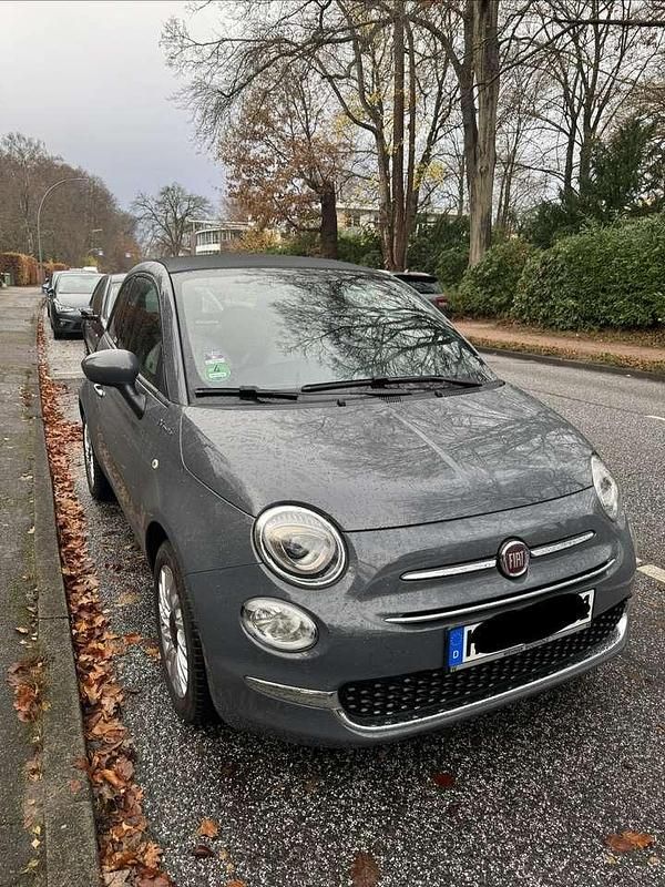 Grau Gebraucht 2022 Fiat 500 Dolcevita Cabrio | 12.999 € (Fairer Preis) - Bild 1/4
