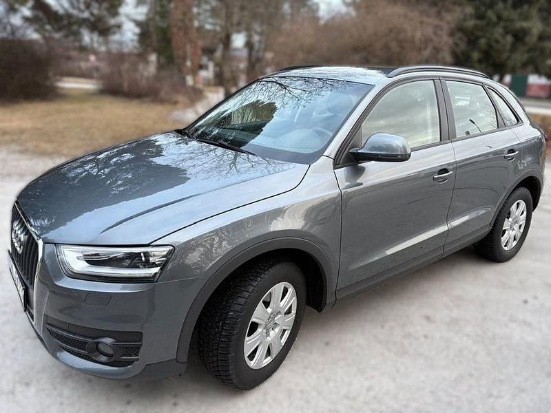 Gebraucht Audi Q3 140 PS (102 kW) 2014 Grau SUV
