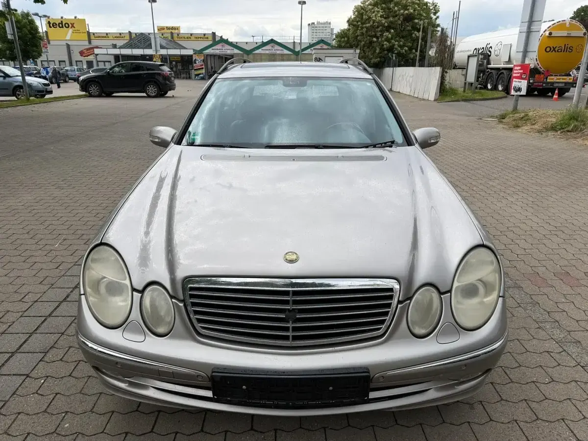 Brugt Mercedes E320 Avantgarde 204 HK (150 kW) 2004 Beige Stationcar