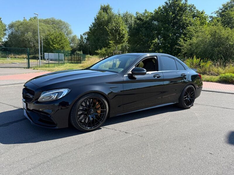Schwarz Gebraucht 2017 Mercedes C63S AMG AMG Limousine | 49.999 € (Etwas zu teuer) - Bild 1/4